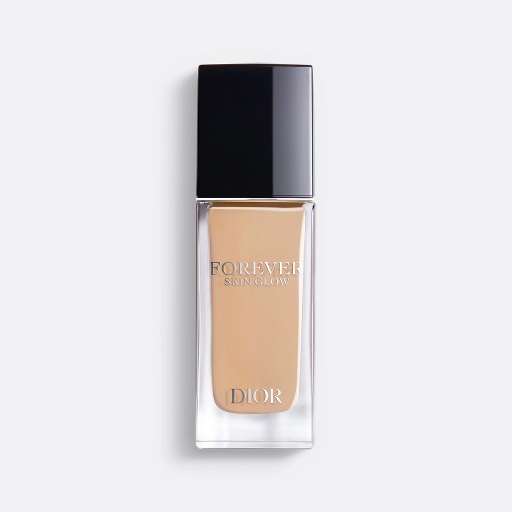 Dior Forever Skin Glow in Shade 3W - Brand New!
